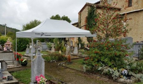 Chapiteaux funéraires à Foix, Saint-Paul-de-Jarrat et Varilhes et sa région.