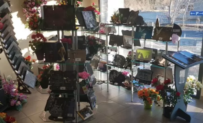 Plaques, Foix, Ensales Funéraire